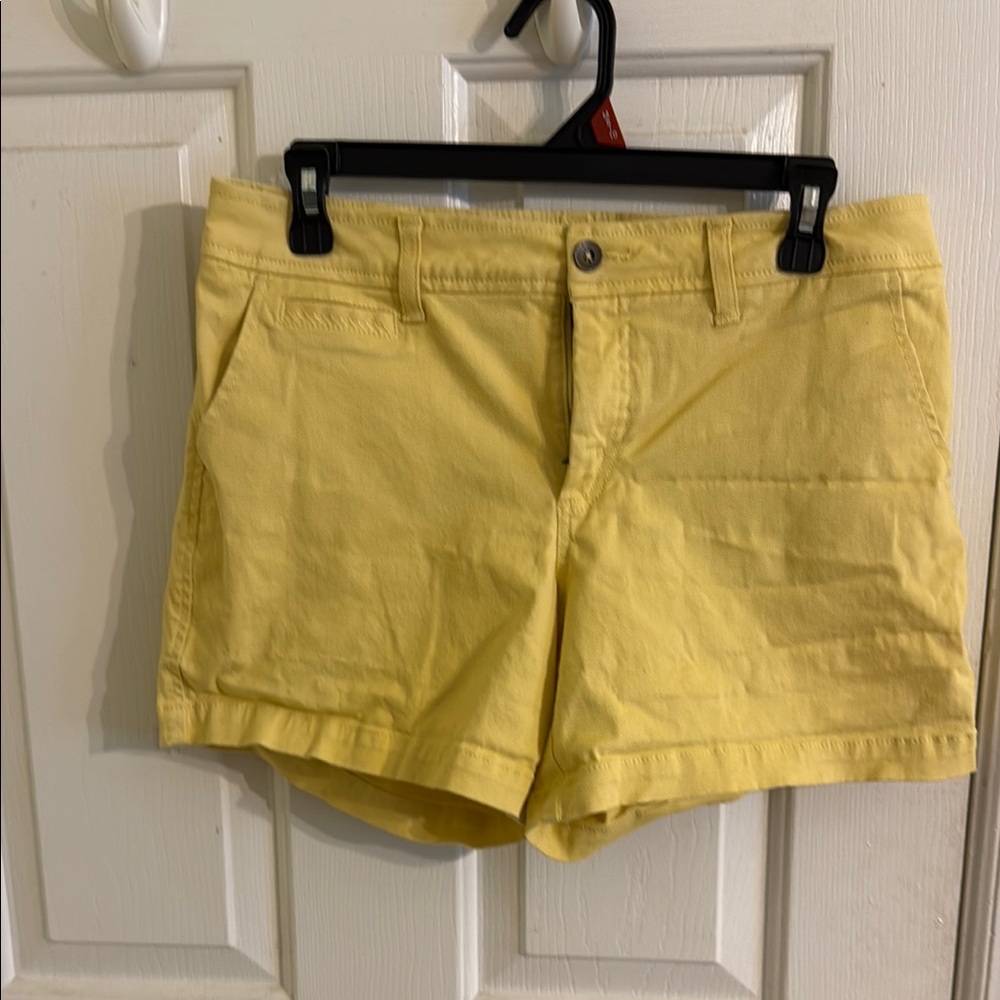 Market & Spruce Yellow Bermuda Shorts Casual Cotton